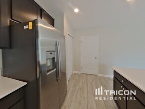 9337 Revere Ave in Leesburg, FL - Building Photo - Building Photo