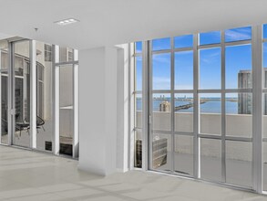 3301 NE 1st Ave in Miami, FL - Building Photo - Building Photo