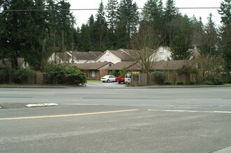 Arbor Court Apartments in Edmonds, WA - Foto de edificio - Building Photo