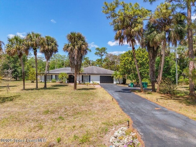 525 15th St SW in Naples, FL - Building Photo - Building Photo