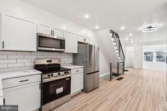 2242 S Bonsall St in Philadelphia, PA - Building Photo - Building Photo