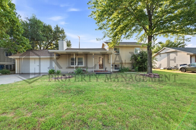 property at 322 S Jonathan St