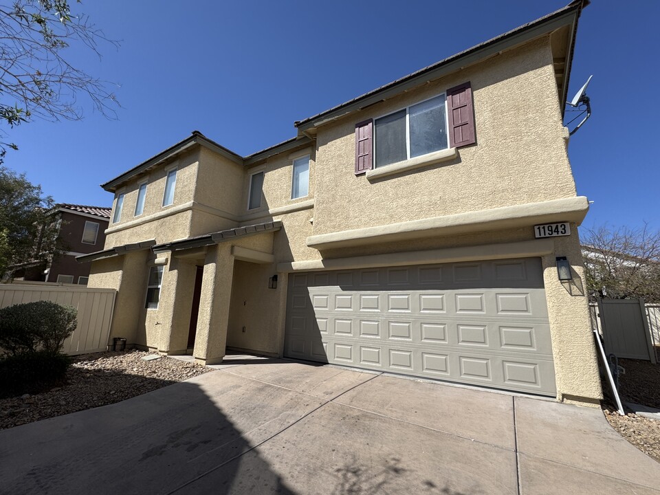 11943 Camden Brook St in Las Vegas, NV - Building Photo