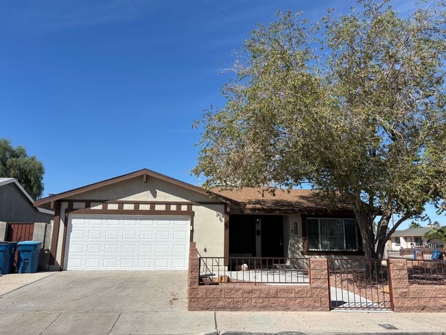 3421 Durham Ave in Las Vegas, NV - Building Photo - Building Photo