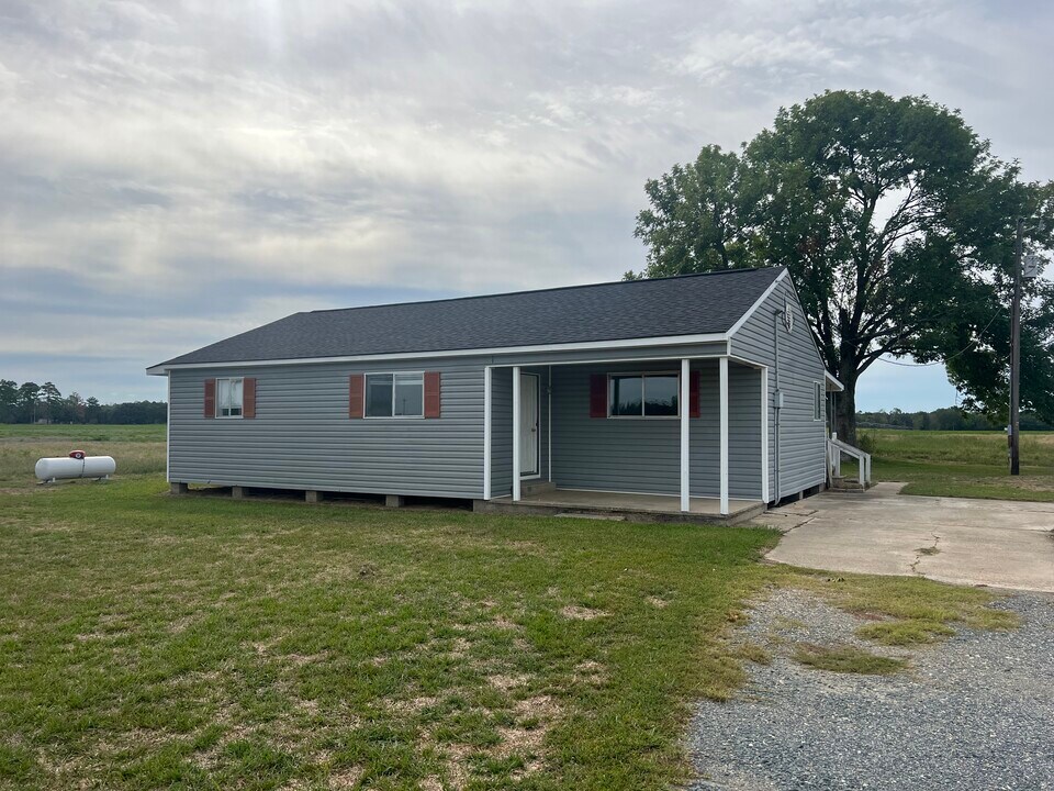 2155 Glendale Rd in Deridder, LA - Building Photo