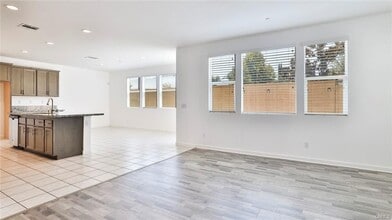2832 E Clementine Dr in Ontario, CA - Building Photo - Building Photo