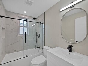 167 Rosedale Ave in Hamilton, ON - Building Photo - Building Photo