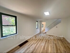 10318 Lindberg Ave in Pittsburgh, PA - Building Photo - Building Photo