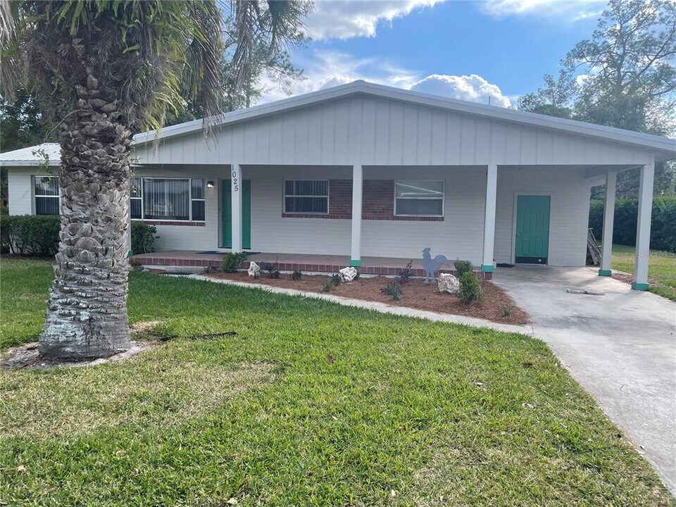 1025 SE 12th Ave in Gainesville, FL - Building Photo