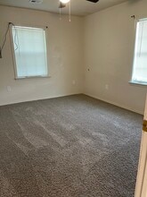 1818-1812 NW Floyd Ave in Lawton, OK - Building Photo - Building Photo