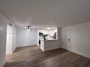 4630 NW 102nd Ave in Doral, FL - Building Photo - Building Photo