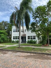 2420 Burlington Ave N in St. Petersburg, FL - Building Photo - Primary Photo