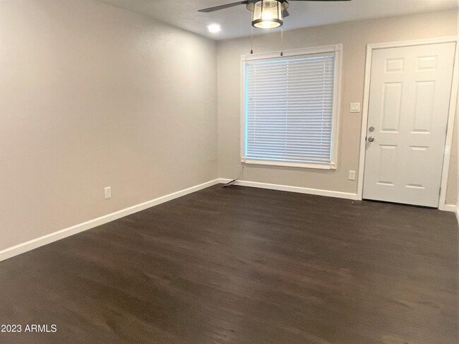 2726 E Willetta St, Unit 1 in Phoenix, AZ - Building Photo - Building Photo