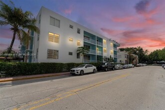 1150 Euclid Ave, Unit 101 in Miami Beach, FL - Foto de edificio - Building Photo