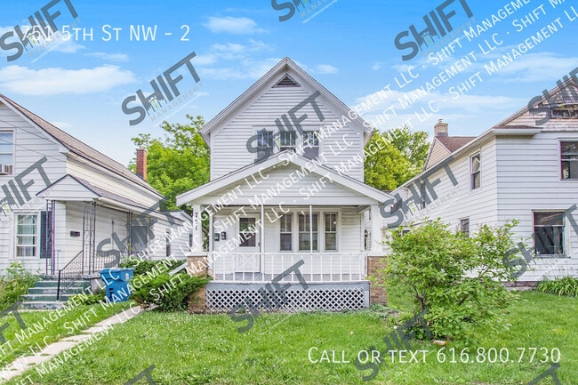 751 5th St NW in Grand Rapids, MI - Building Photo - Building Photo