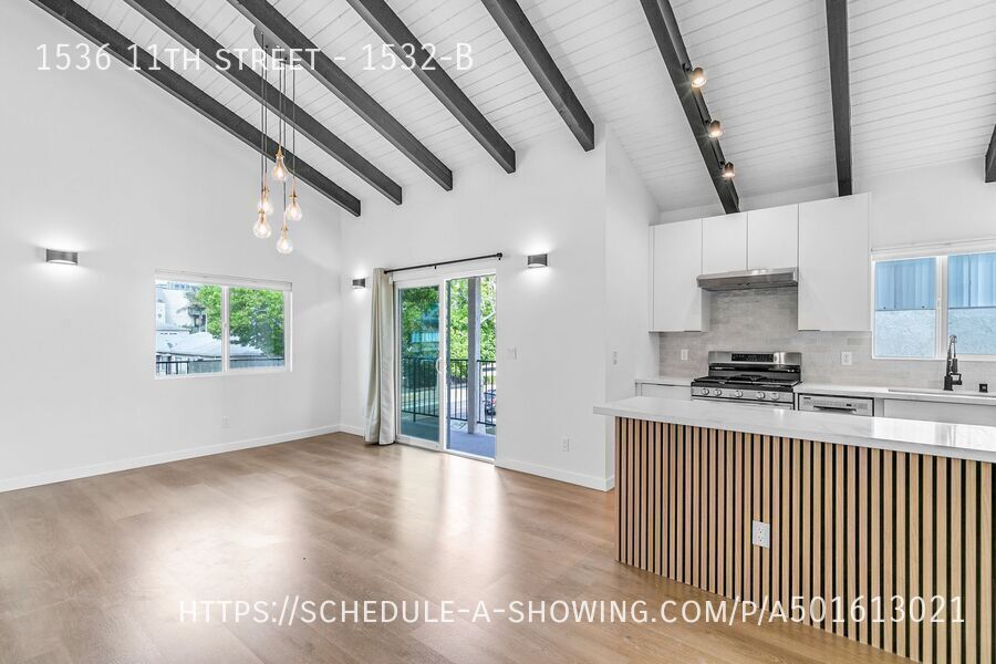 1536 11th St in Santa Monica, CA - Building Photo