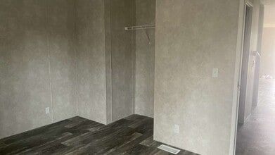 16 Eastview Dr in Bloomfield, IN - Building Photo - Building Photo