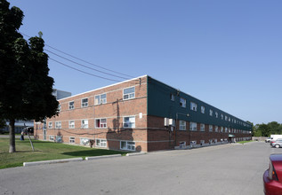 Hawk Suites in Hamilton, ON - Building Photo - Building Photo