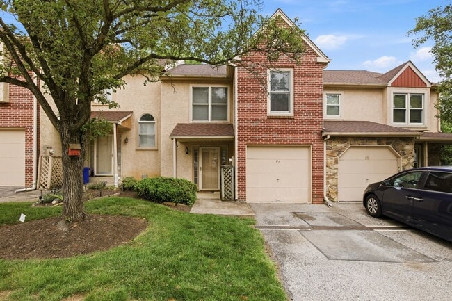 27 White Pine Ct