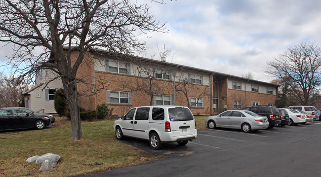 Ambassador Apartments in Geneseo, NY - Building Photo - Building Photo