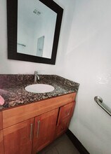 2162 W Brownwood Ave, Unit 2162 W Brownwood Ave #3 in Anaheim, CA - Building Photo - Building Photo