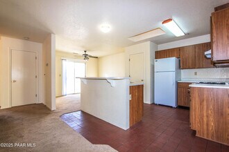 6040 N Colt Ln in Prescott Valley, AZ - Building Photo - Building Photo