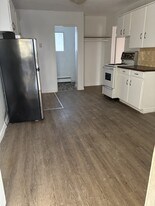 5808-5849 49 St in Barrhead, AB - Building Photo