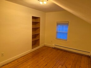 3 Parker St, Unit 3 Parker in Warren, RI - Building Photo - Building Photo