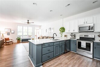 802 Marcus St SE in Atlanta, GA - Building Photo - Building Photo