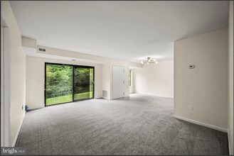 8870 Spiral Cut in Columbia, MD - Building Photo - Building Photo