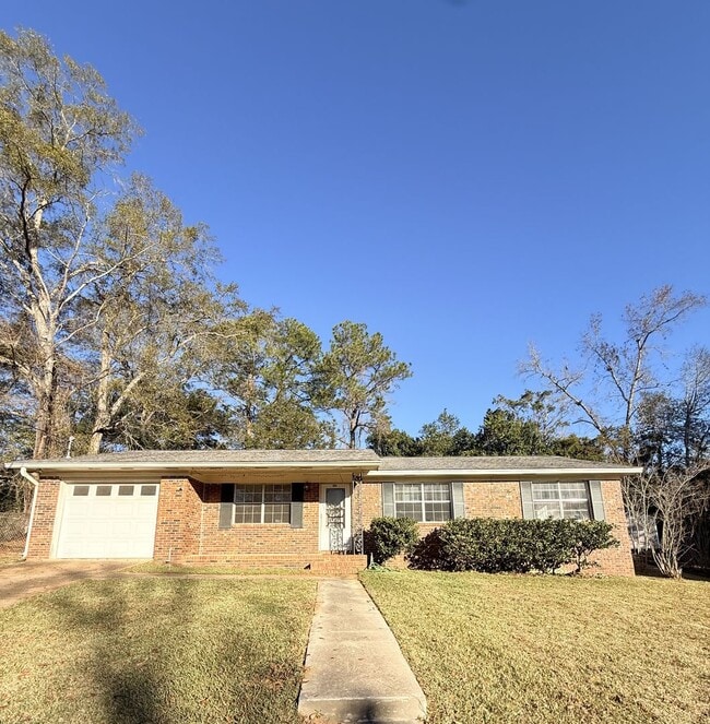 property at 3004 Whisper Ct