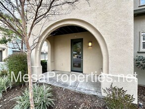 12368 Claredon Dr in Rancho Cucamonga, CA - Building Photo - Building Photo