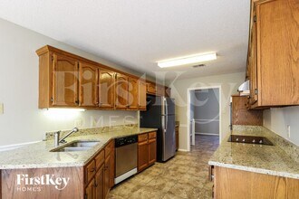 2084 Littlemore Dr in Memphis, TN - Building Photo - Building Photo
