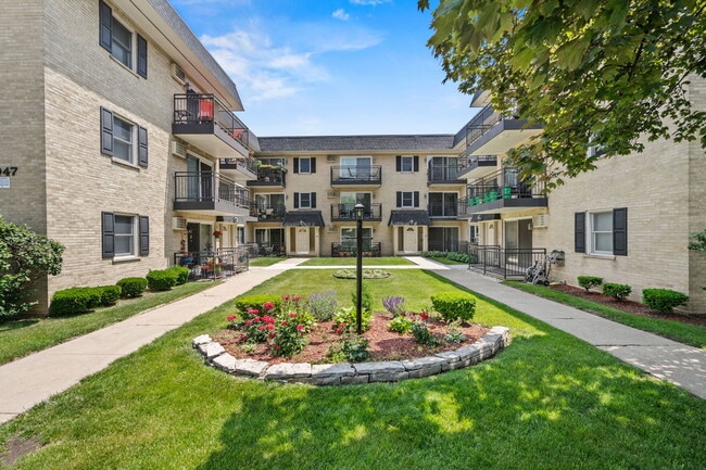 property at 1039 N Harlem Ave