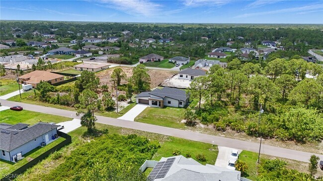 2815 45th St W in Lehigh Acres, FL - Building Photo - Building Photo