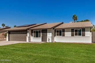1906 N Evergreen St in Chandler, AZ - Building Photo - Building Photo