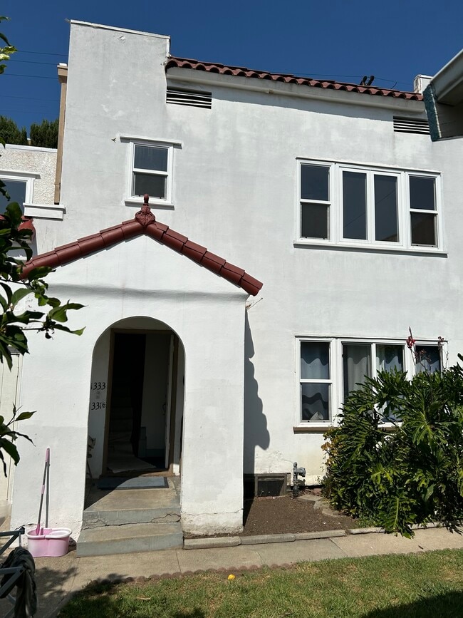 1333 N Mansfield Ave, Unit 1