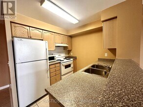 22 Olive Ave in Toronto, ON - Building Photo - Building Photo