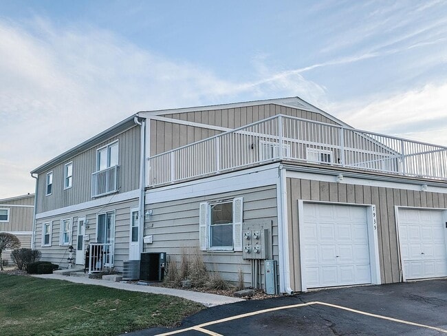 7935 163rd Ct