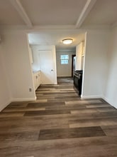 85 Lakeview Ave in Lowell, MA - Building Photo - Building Photo