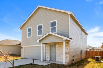 6654 Morgan Cp in San Antonio, TX - Building Photo - Building Photo