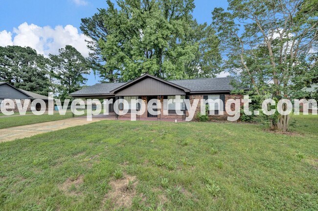 3782 Marty St in Memphis, TN - Foto de edificio - Building Photo