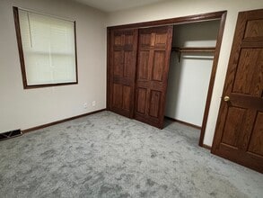 4576 Cheyenne Ave in Davenport, IA - Foto de edificio - Building Photo