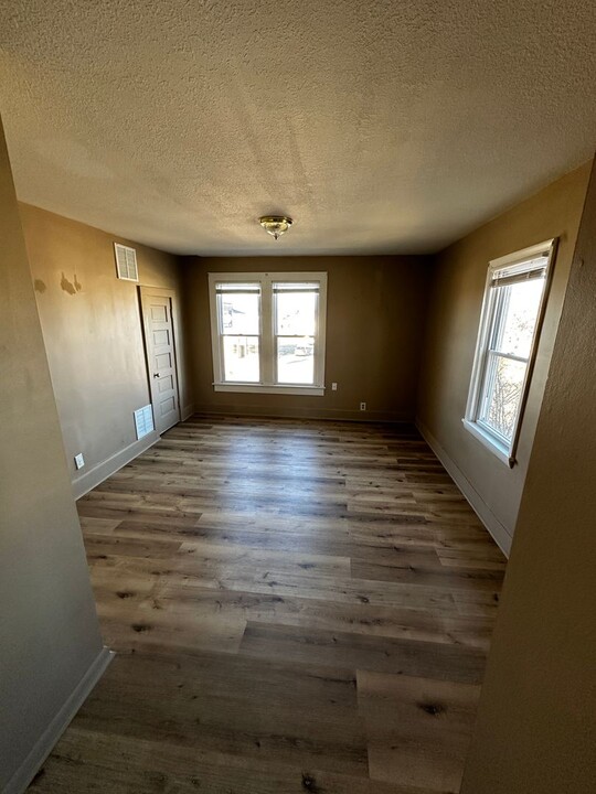 2328 Mitchell Ave in St. Joseph, MO - Foto de edificio
