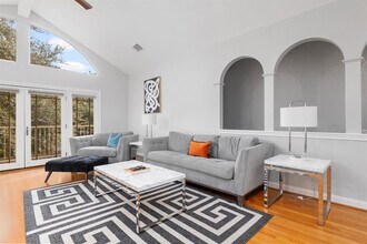 701 Roy St in Houston, TX - Building Photo - Building Photo