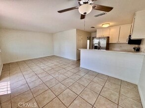 74402 Abronia Trail, Unit 7 in Palm Desert, CA - Foto de edificio - Building Photo