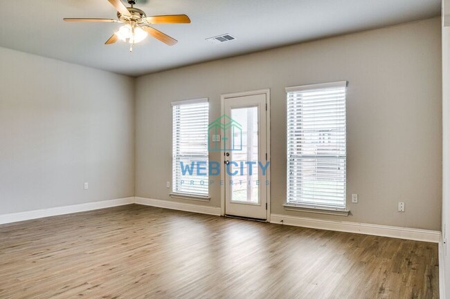 1101 Grindstone Rd in Brock, TX - Building Photo - Building Photo