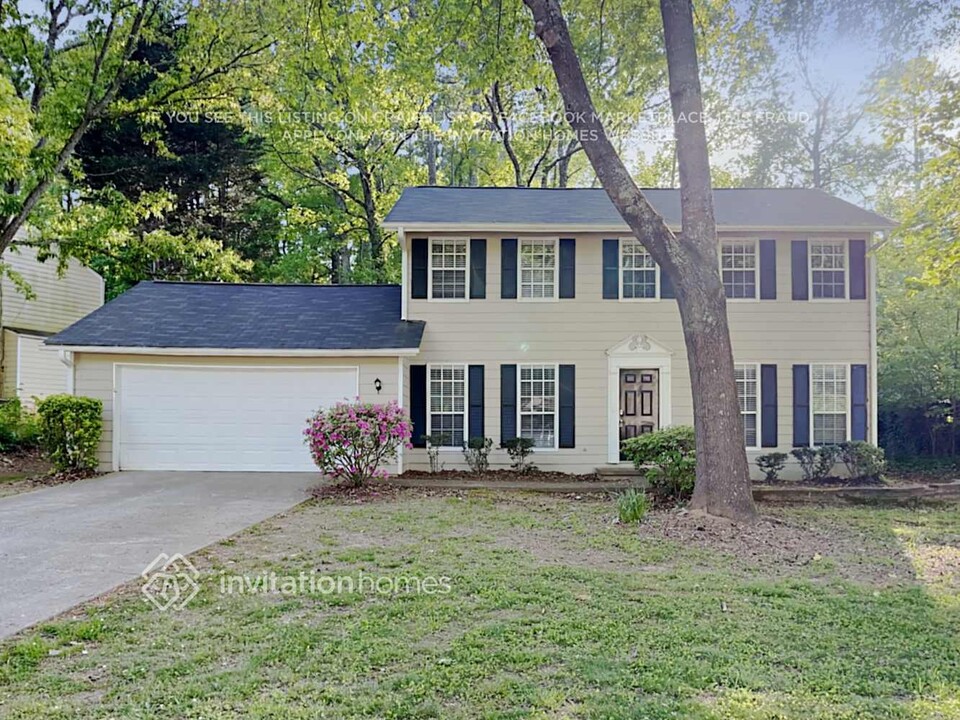 730 Barrington Way in Roswell, GA - Building Photo