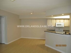 738 Crest Pines Dr in Orlando, FL - Building Photo - Building Photo