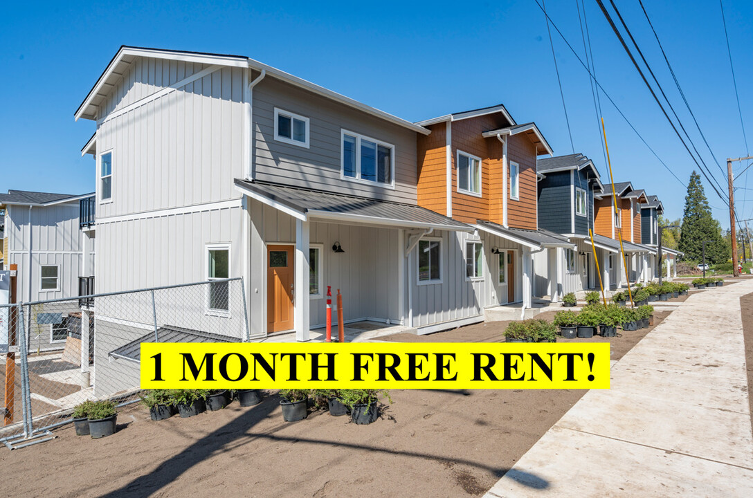 The Dewey Rd. Townhomes in Bellingham, WA - Building Photo